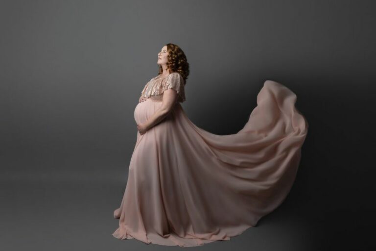 Tips to Look Your Best for a Maternity Photoshoot