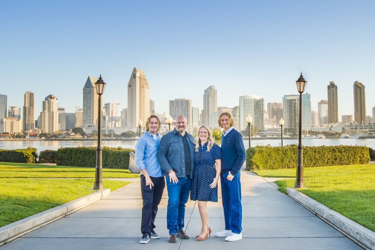 7 Unique Family Photo Ideas
